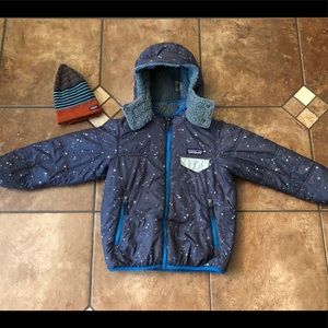 Patagonia winter jacket and hat! Size 5t.